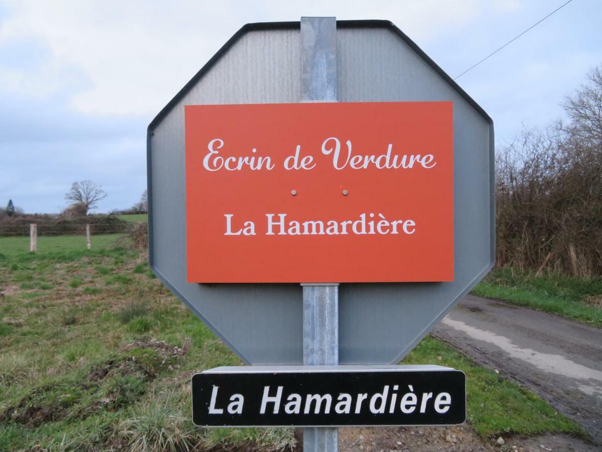 Ecrin de Verdure Sainte-Suzanne  Exterior foto